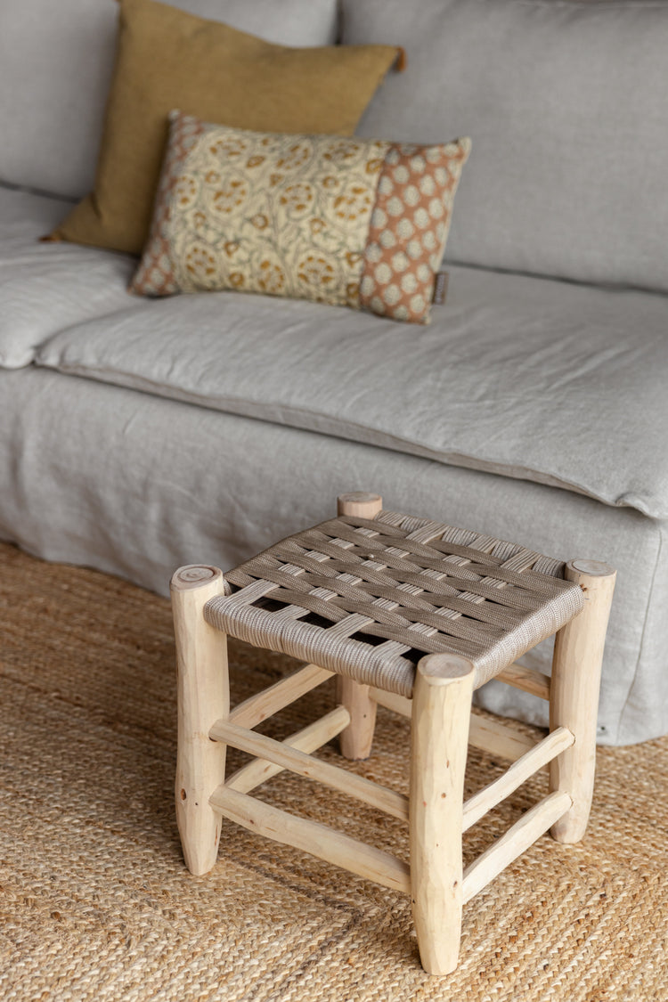 Houten krukje Ibiza stijl - beige