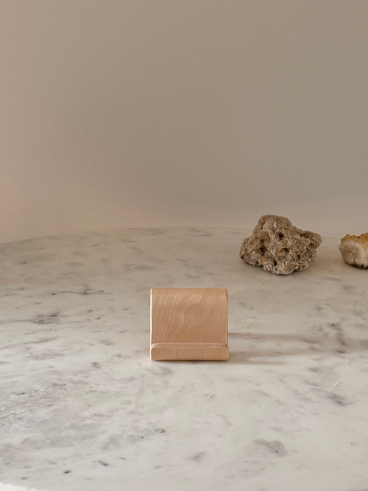 houten telefoonhouder naturel