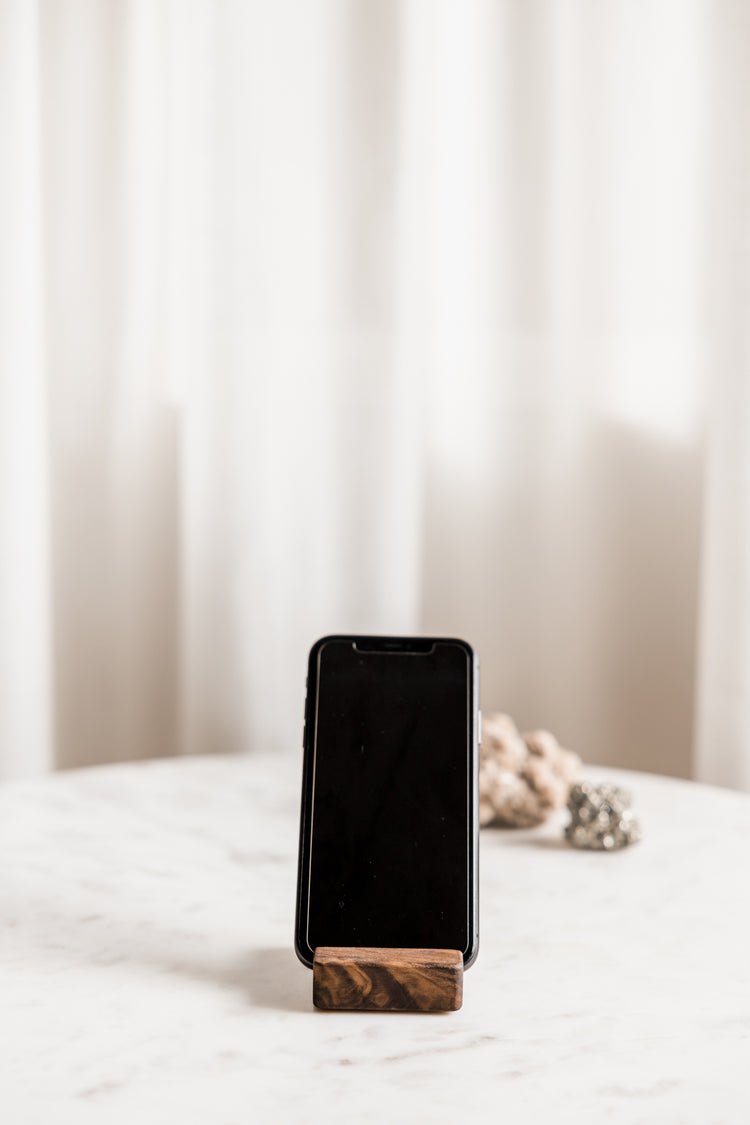 Telefoon houder bureau walnoot hout