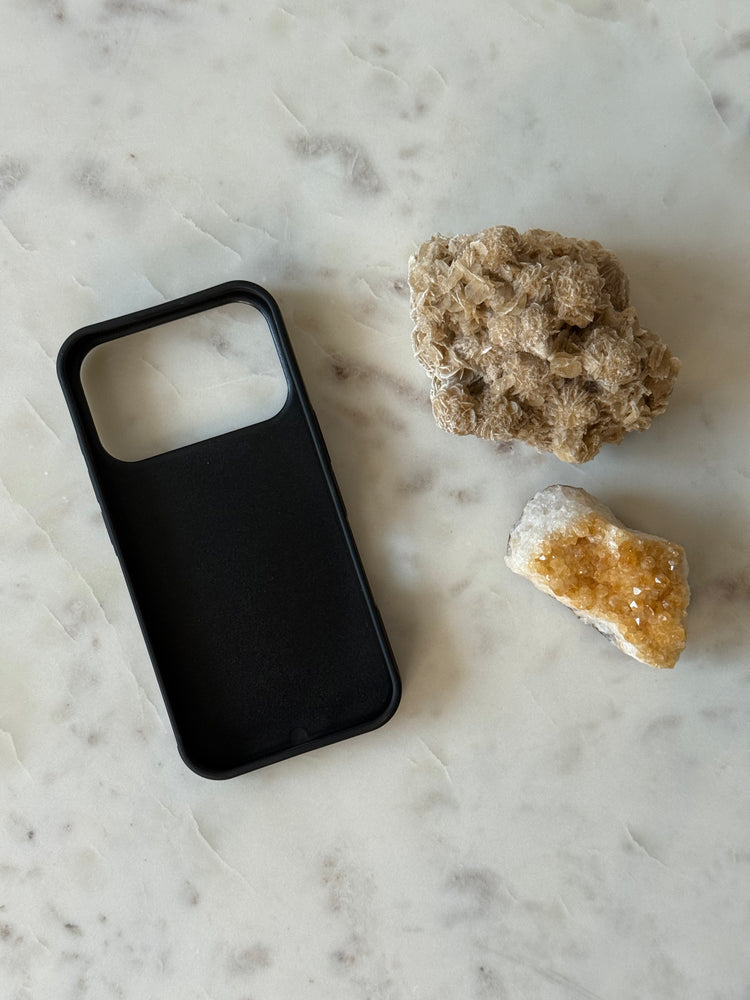 Houten telefoonhoesje iPhone 17 Pro - Walnoot kleur