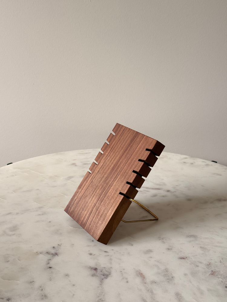 Houten kettinghouder - walnoot kleur