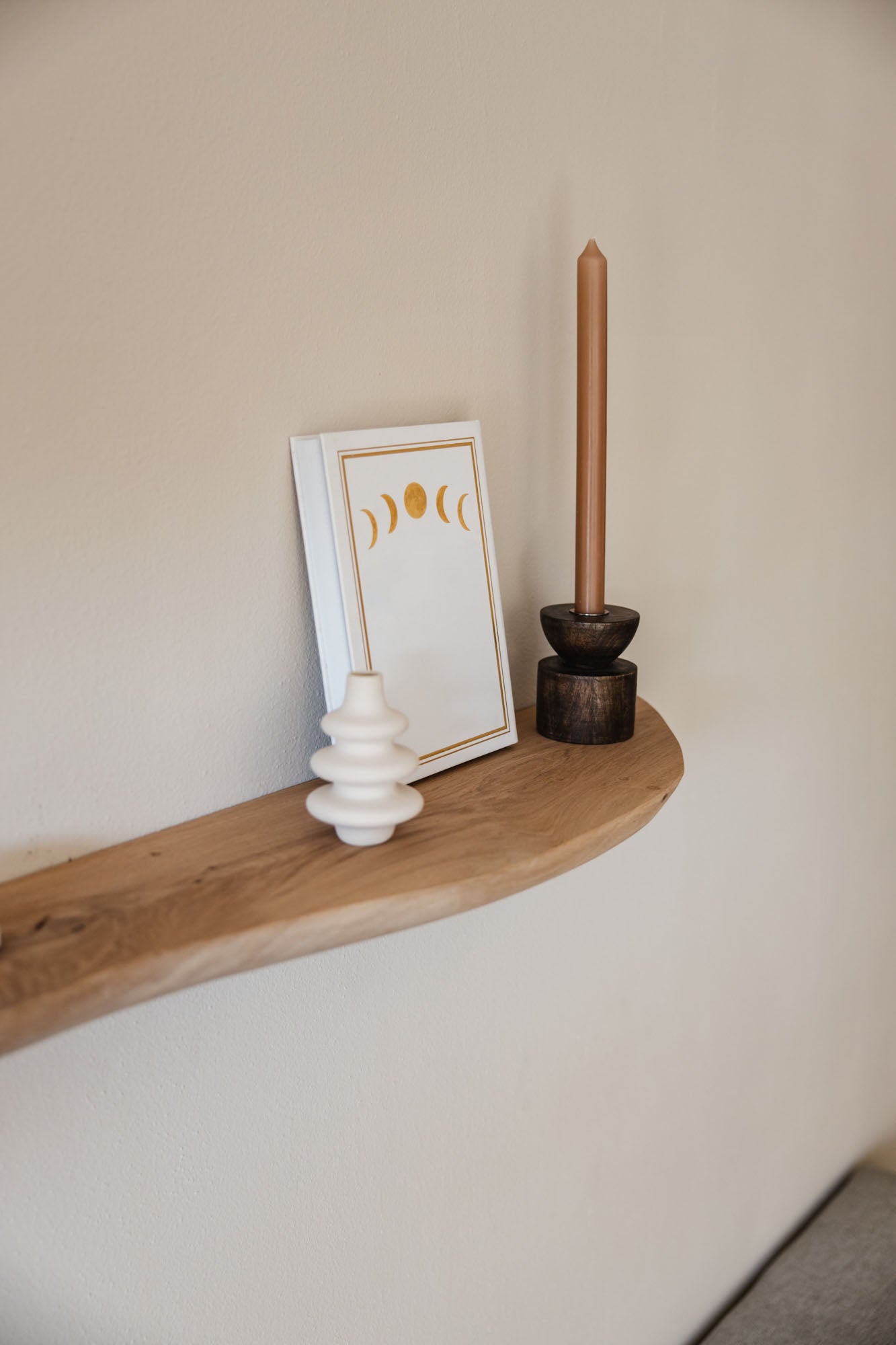 eikenhouten wandplank