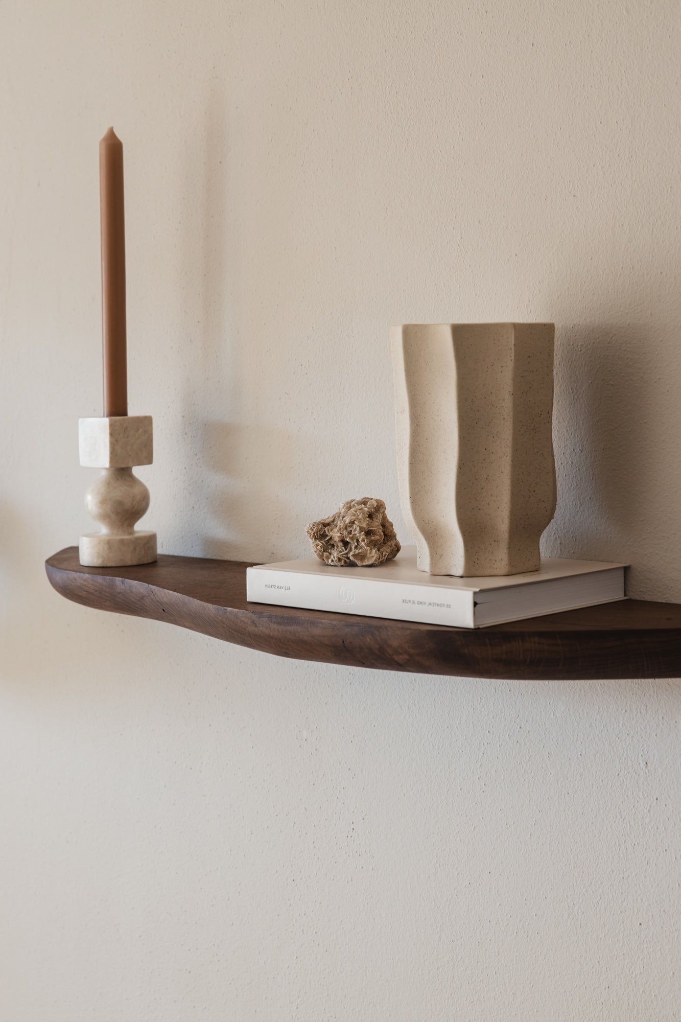 eiken wandplank walnoot